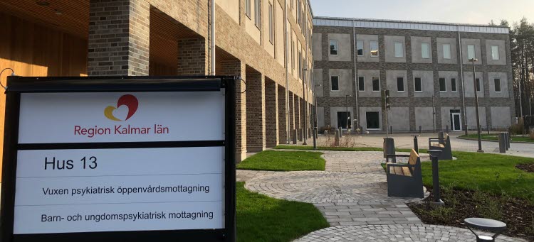 Bild på lokalernas exteriör och skylt