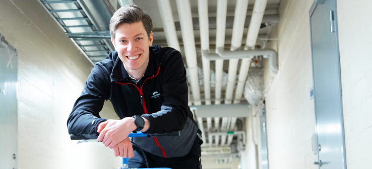Möt Adam Hübinette, IT-supporttekniker