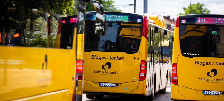 Fler bussar från Kalmar länstrafik.