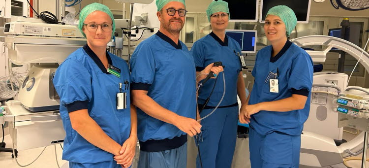 Från vänster: Josefin Nilsson, undersköterska, Niels Hornstra överläkare, Anette Berg, sjuksköterska (avd 17), Therese Heiding sjuksköterska på lung- och allergisektionen vid medicinkliniken.